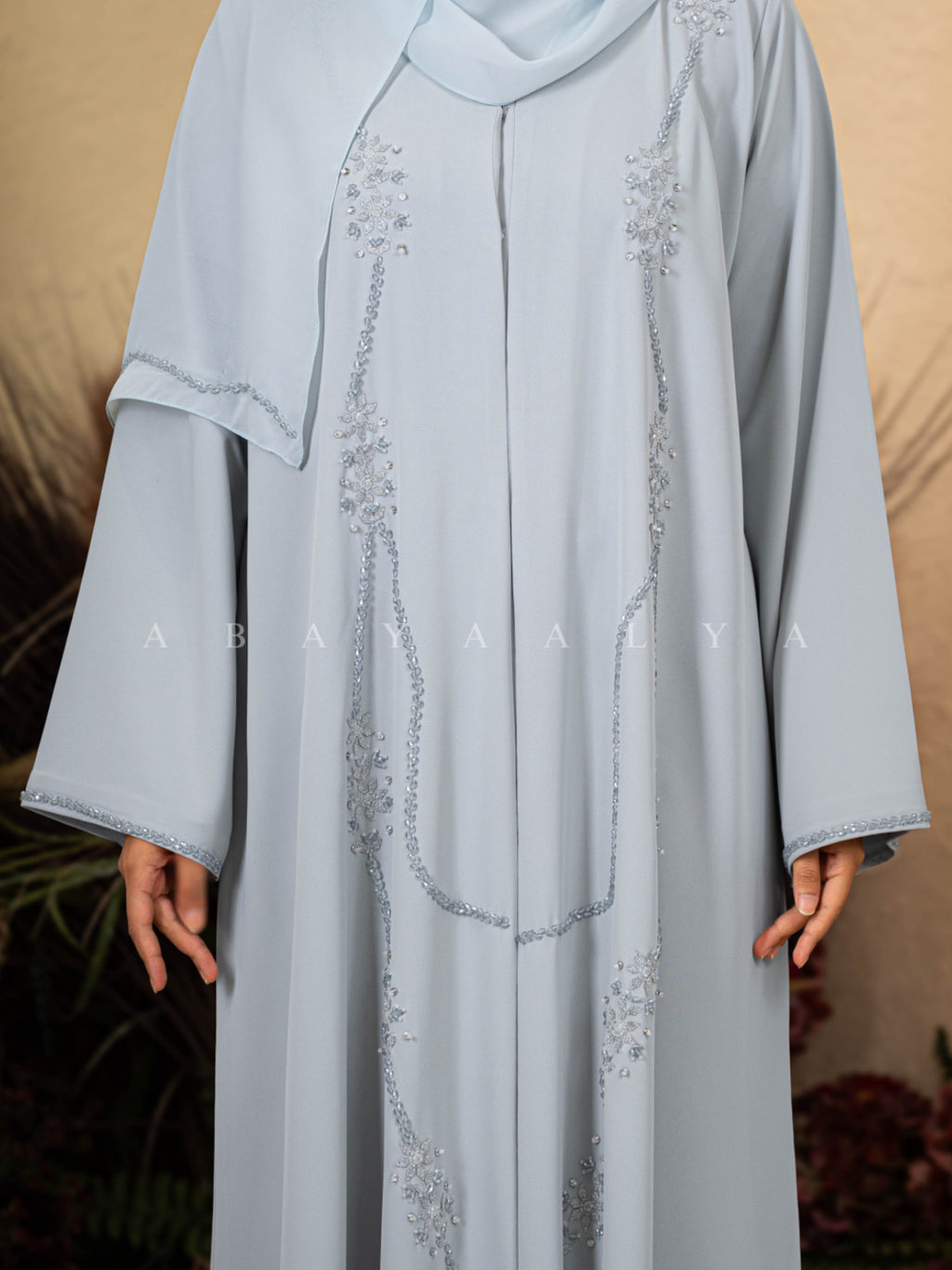 Bushra Abaya
