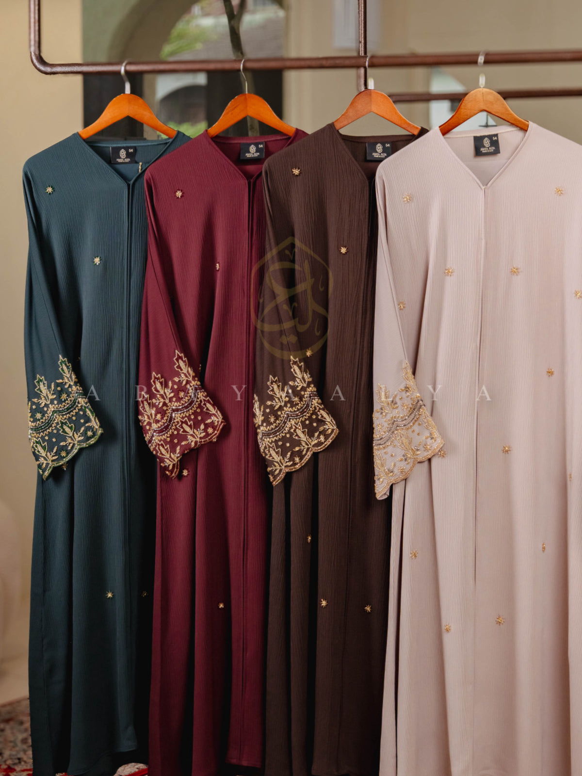 Saliha Abaya